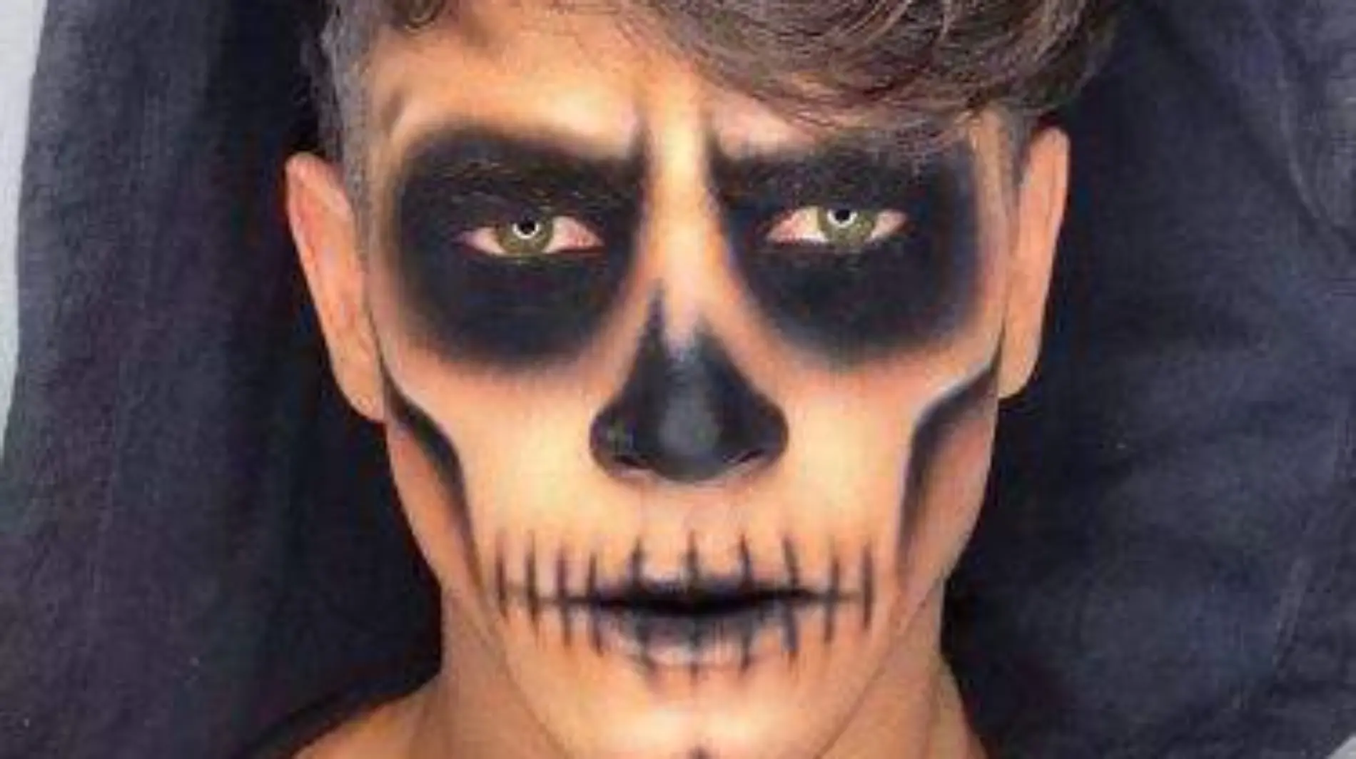 Maquillaje hombre en Día de Muertos 